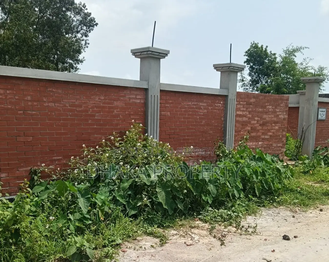 Close to 300ft 7.5 Katha Park East at Sector-2 in Purbachal