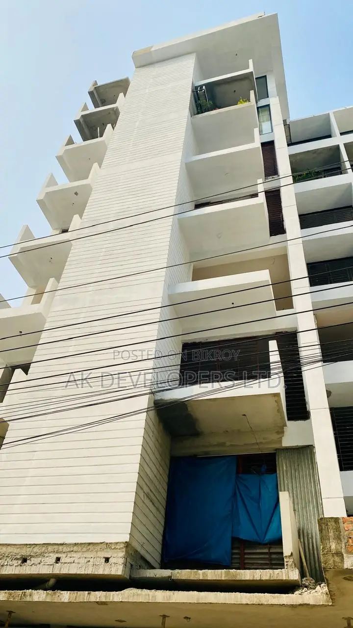 3 Bedroom Apartment in Sukoon, Bashundhara for Sale in Basundhara