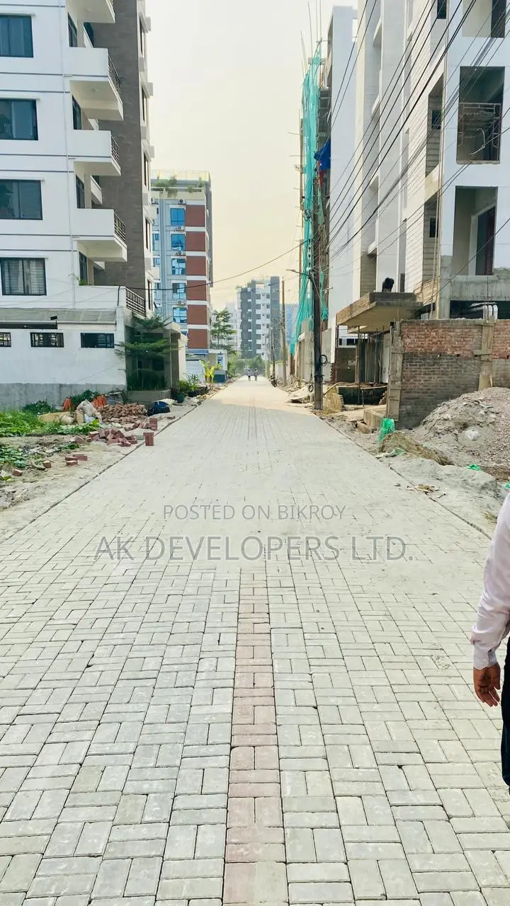 3 Bedroom Apartment in Sukoon, Bashundhara for Sale in Basundhara