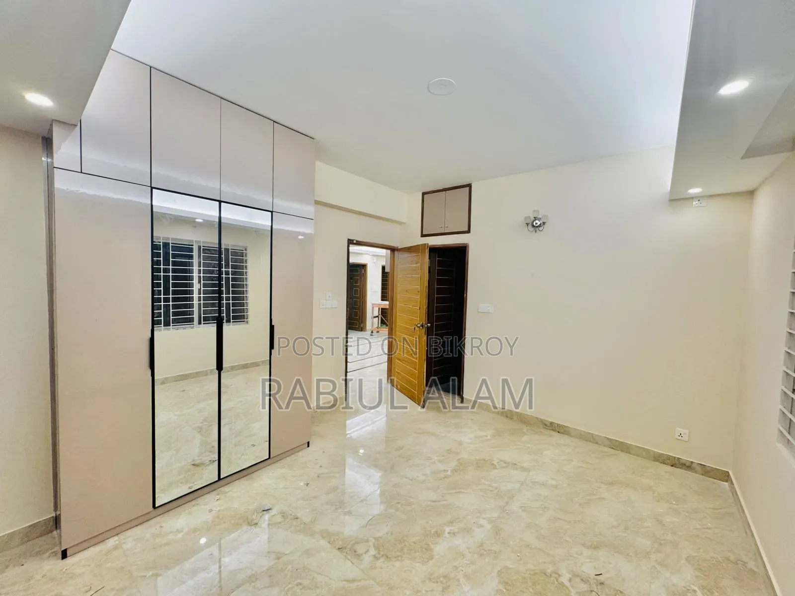 4bdrm Apartment in Tropical Dhakinayon, Basundhara for sale in Basundhara