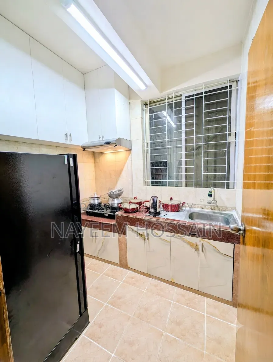 Furnished 3-Bedroom Apartment in Dhaka, Dhanmondi for Rent in Dhanmondi
