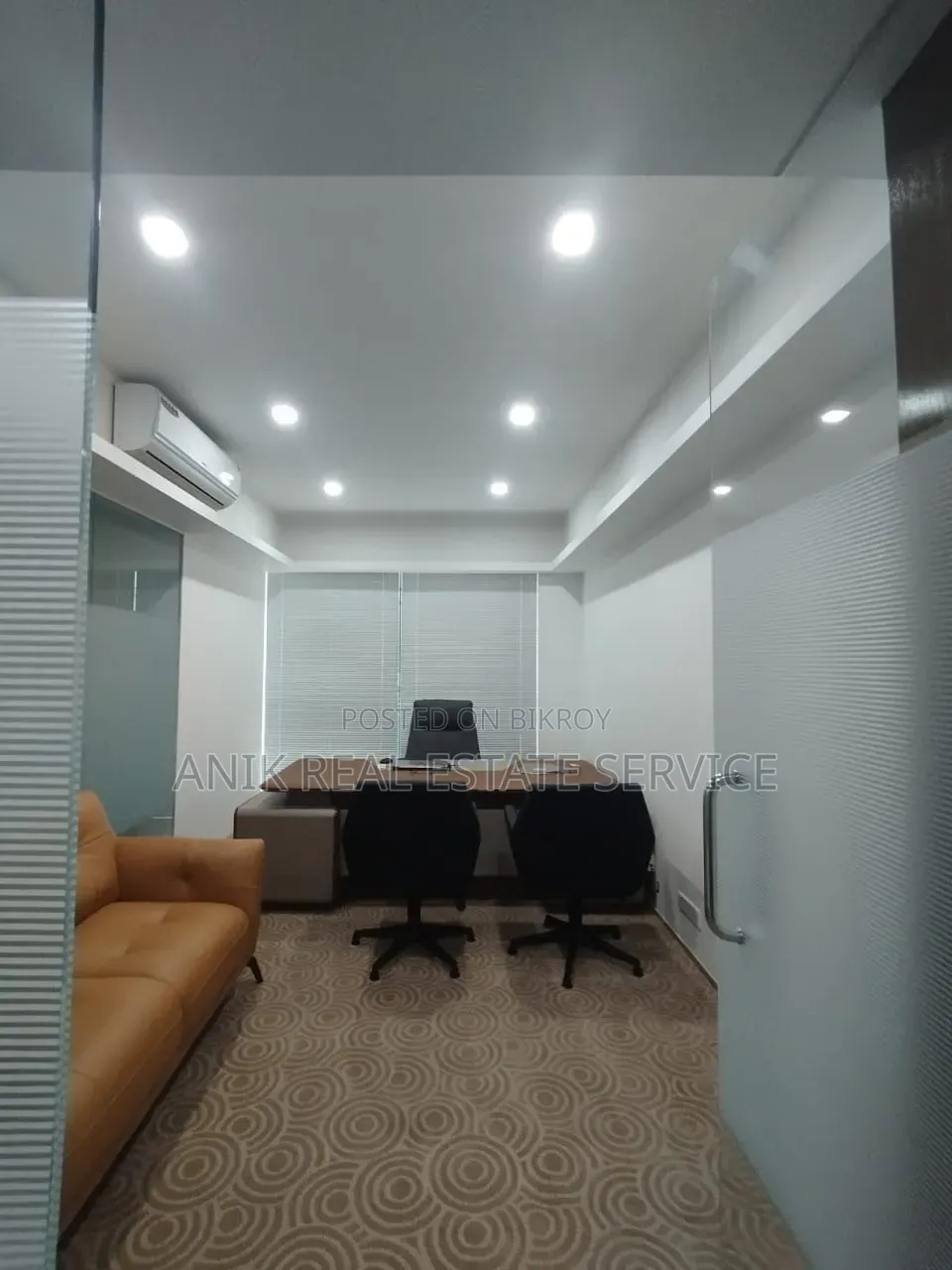 Commercial 2600 SFT Full Furnished Office Space Rent for Banani in Banani
