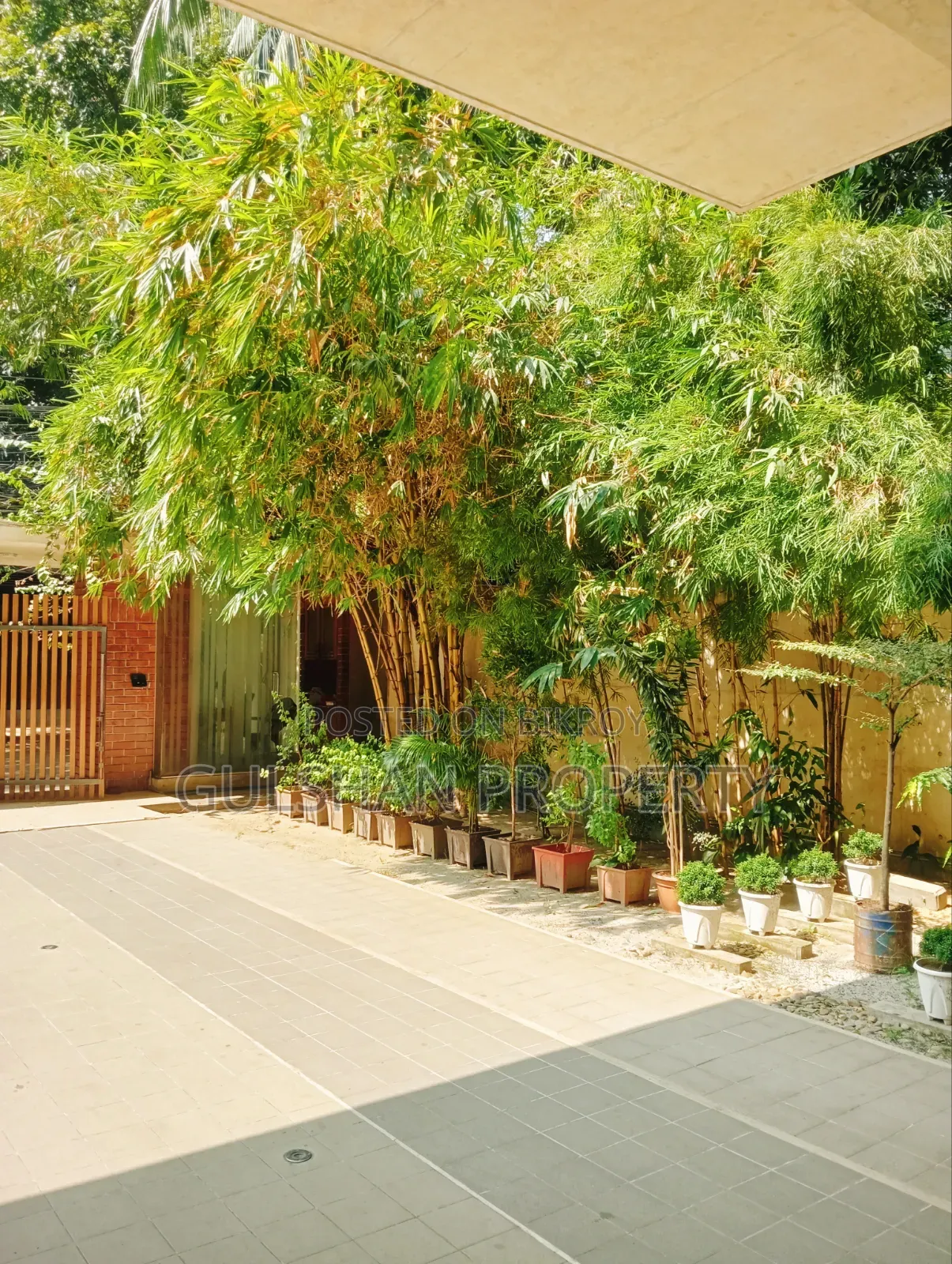 4-Bedroom Apartment in Gulshan North And for rent in Gulshan
